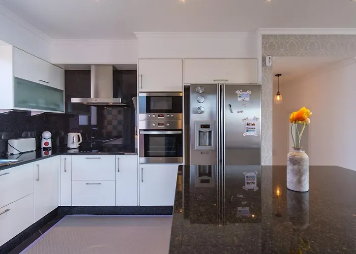 Πανσιόν Guestready - Private Terrace 3*